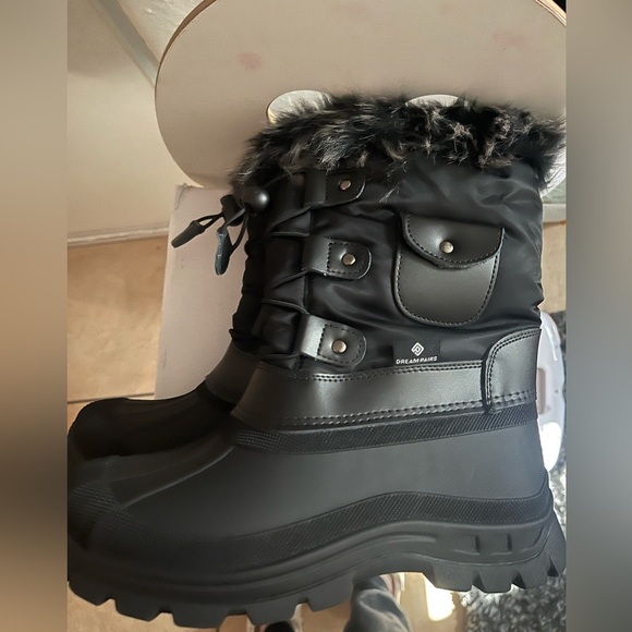 Dream pairs boots - Picture 3 of 4